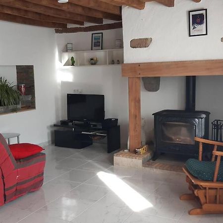 Maison De Campagne Issor Exteriér fotografie