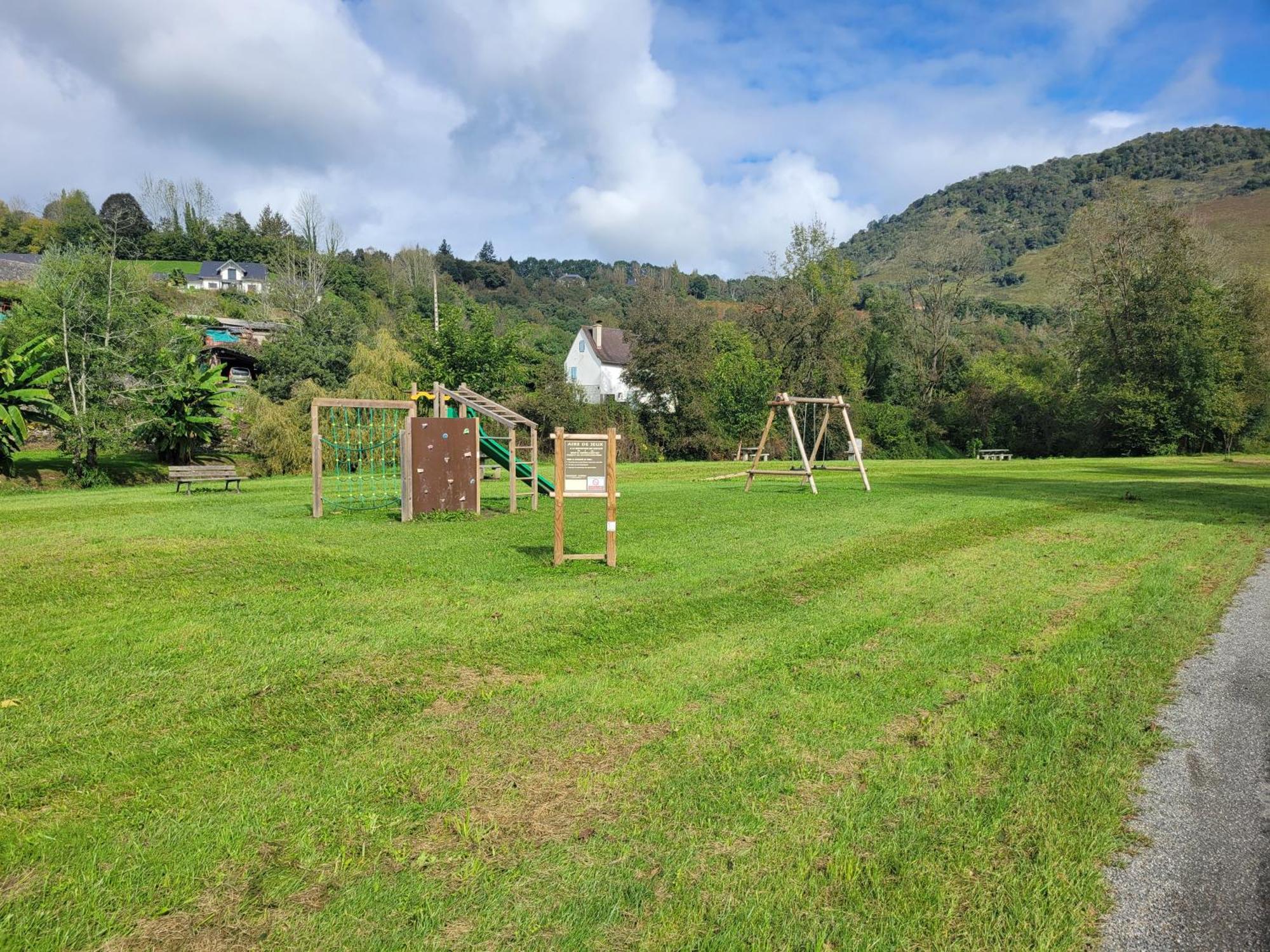 Maison De Campagne Issor Exteriér fotografie
