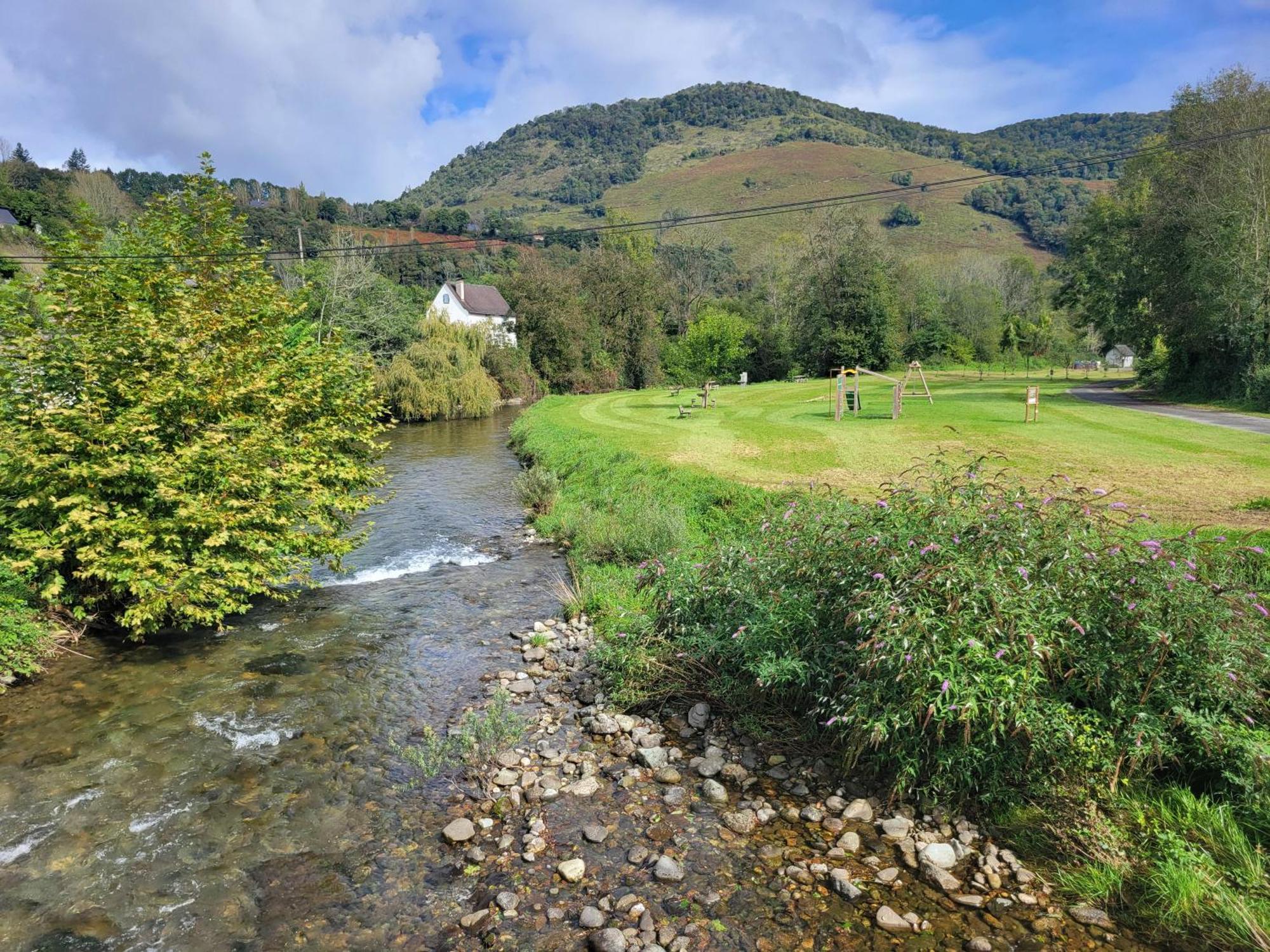 Maison De Campagne Issor Exteriér fotografie